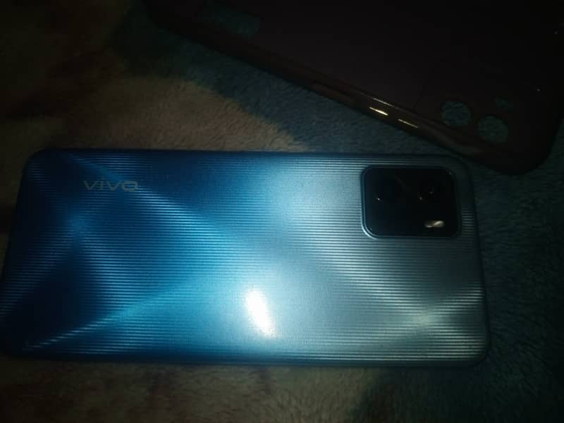 Vivo y 15s 1