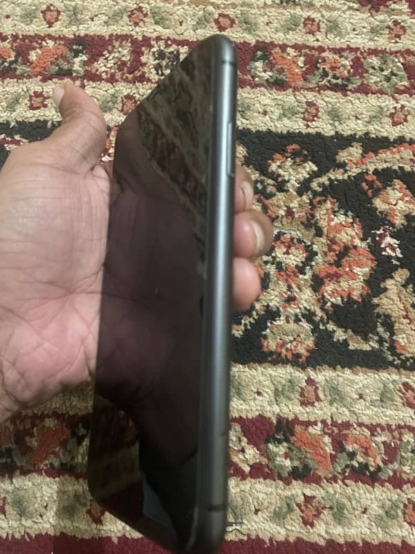 IPHONE 11 NON PTA JV 64 GB 1