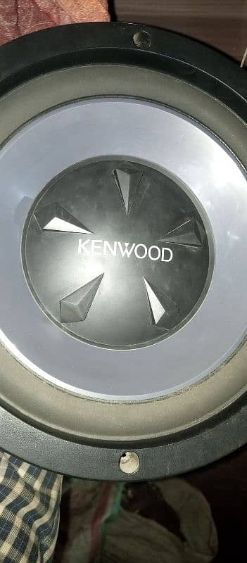 Kenwood 12" subwoofer 0