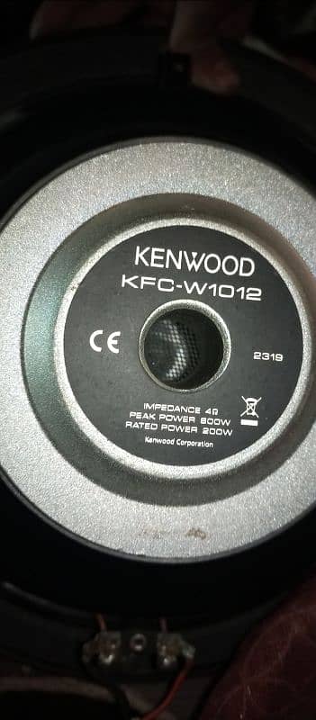 Kenwood 12" subwoofer 1