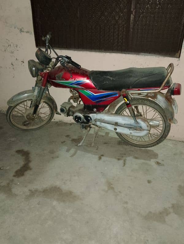 HONDA CD70 0