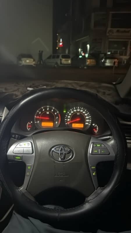 Corolla Altis 1.8 SR 9