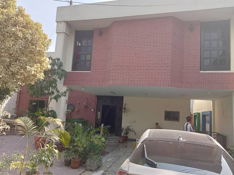 14 MARLA HOUSE FOR RENT SHADMAN AND UPPER MALL LAHORE 0