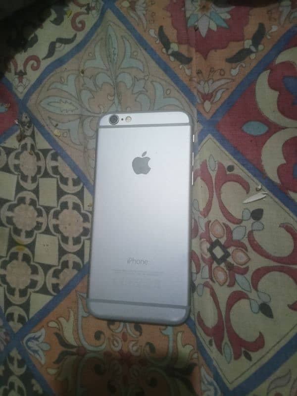 iphone 6 good condtion 4