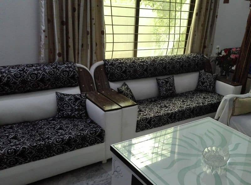 Like new furniture for sale in reasonable price 1