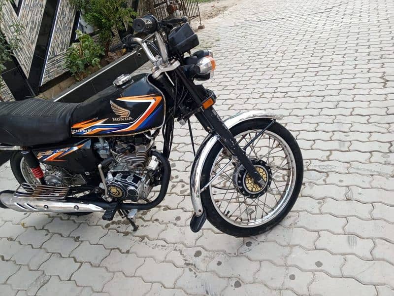 Honda CG125 18 modle Sialkot number 0