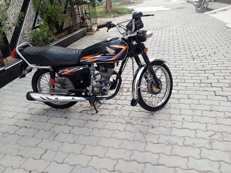 Honda CG125 18 modle Sialkot number 1