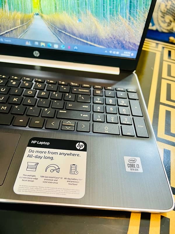 HP Laptop 15.6 Intel Core i3 10th Gen DDR4 Touch and Type 6