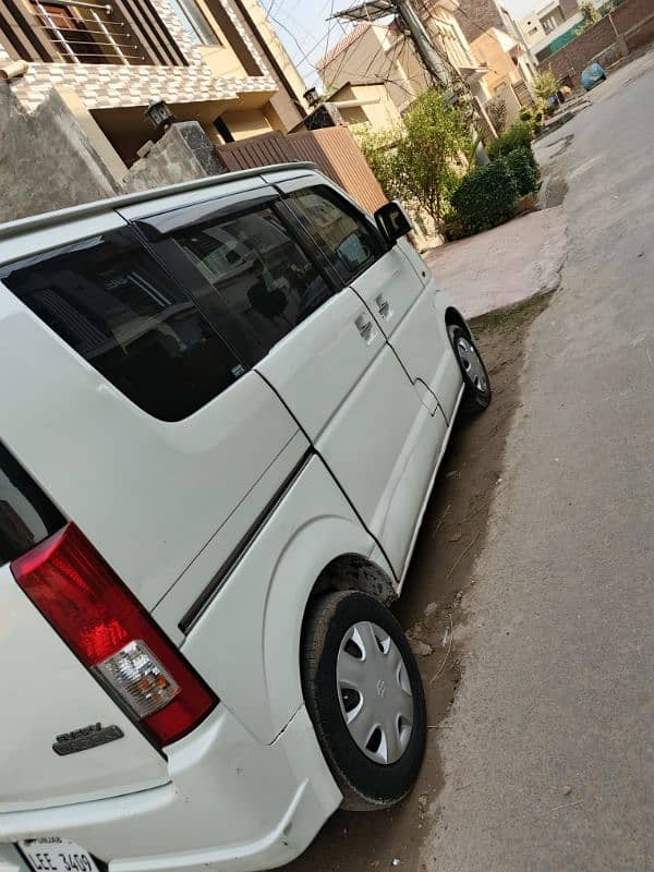 Suzuki Every Wagon 2013 5