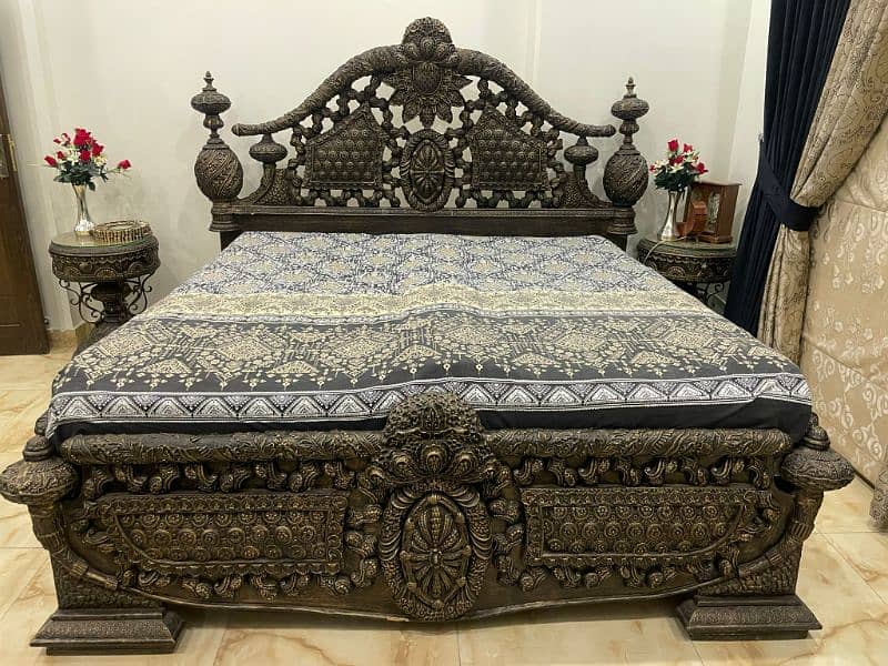 Designer Bed Set/ King Size Bed/ Furniture for sale/Designer Furniture 0