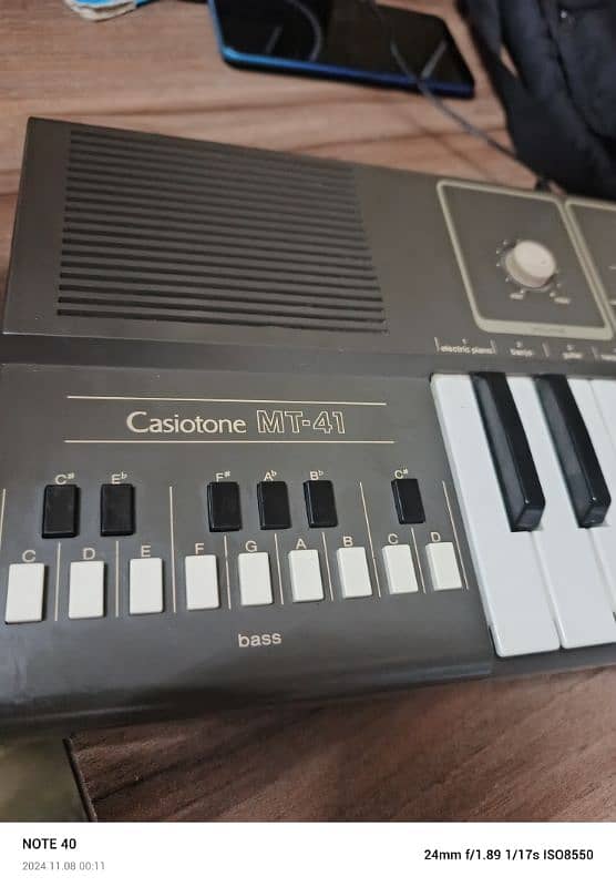 Casio piano keyboard 4