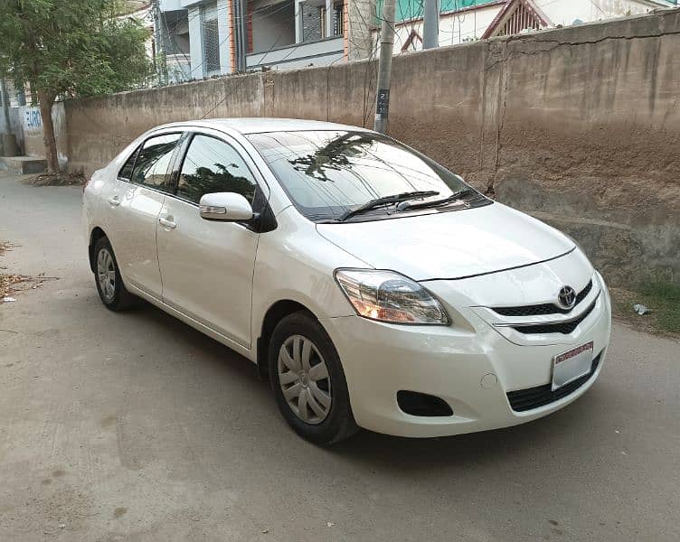 Toyota Belta 2014 1