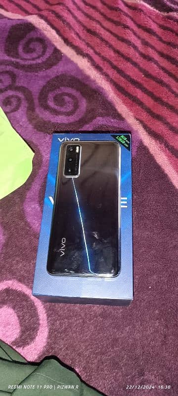 Vivo v20 se with box 7