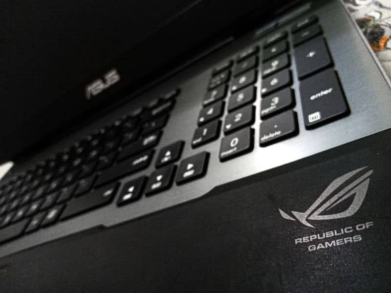 ASUS ROG Gaming Laptop i7 0