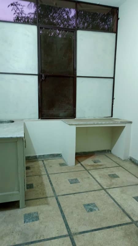 5 marla house for rent in Johar Town for Family and Silent office (Call center + Software house 14