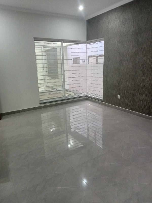 5 Marla Lower Portion For Rent in Johar Town Near UCP & Shoukat Khanum Hospital 3