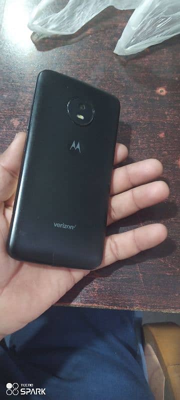 Moto E4.03122997171 5