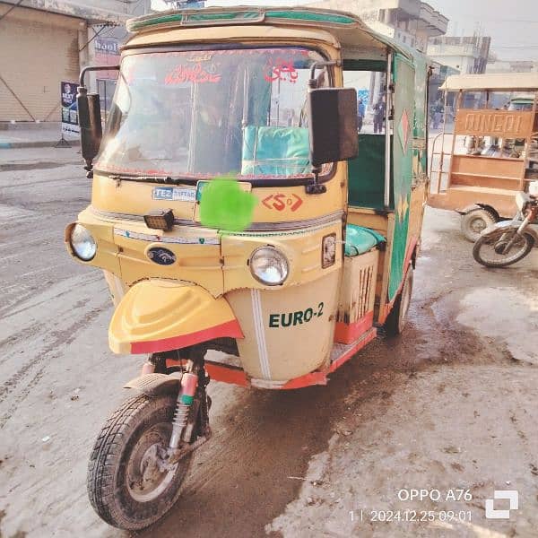 RICKSHAW 6 seater 4