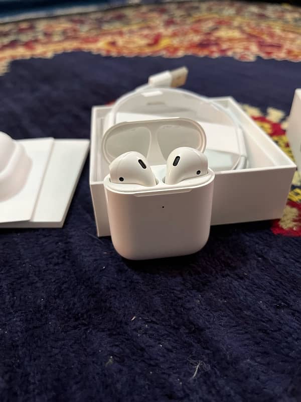 apple AirPods 2nd generation 9