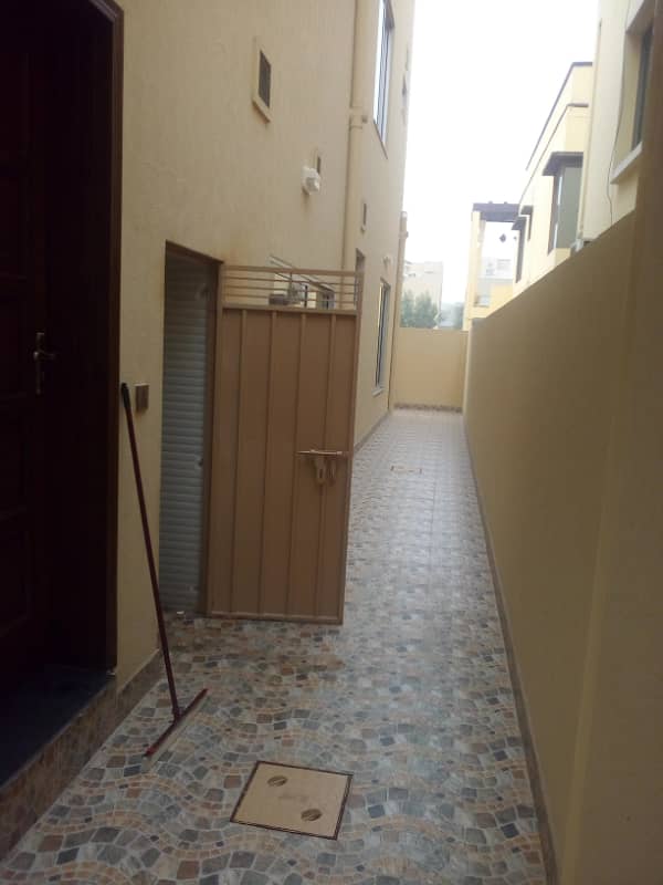 Like New 12 Marla Lower Portion & Basement For Rent In Janiper Block Sector C Bahria Town Lahore 2