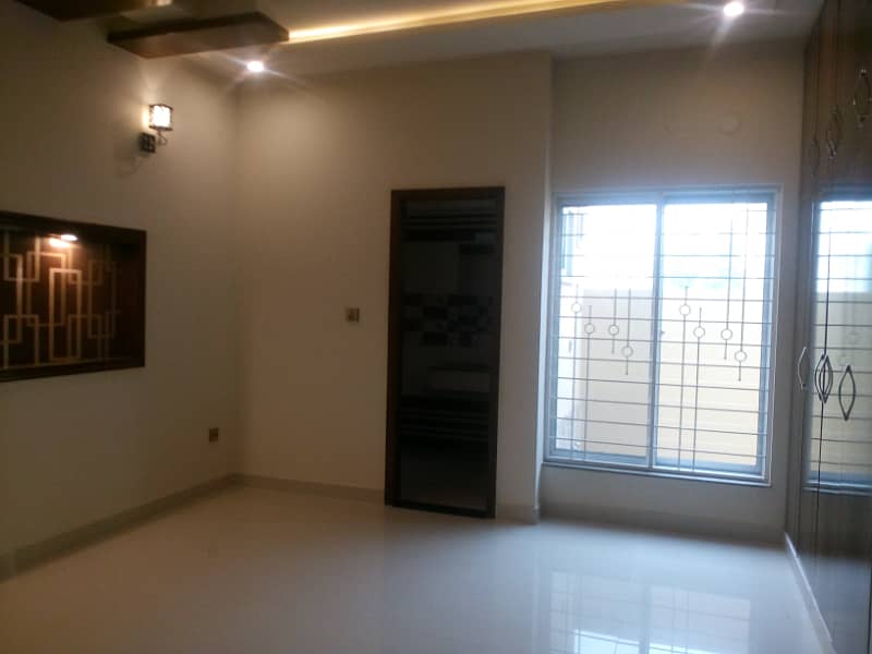 Like New 12 Marla Lower Portion & Basement For Rent In Janiper Block Sector C Bahria Town Lahore 10