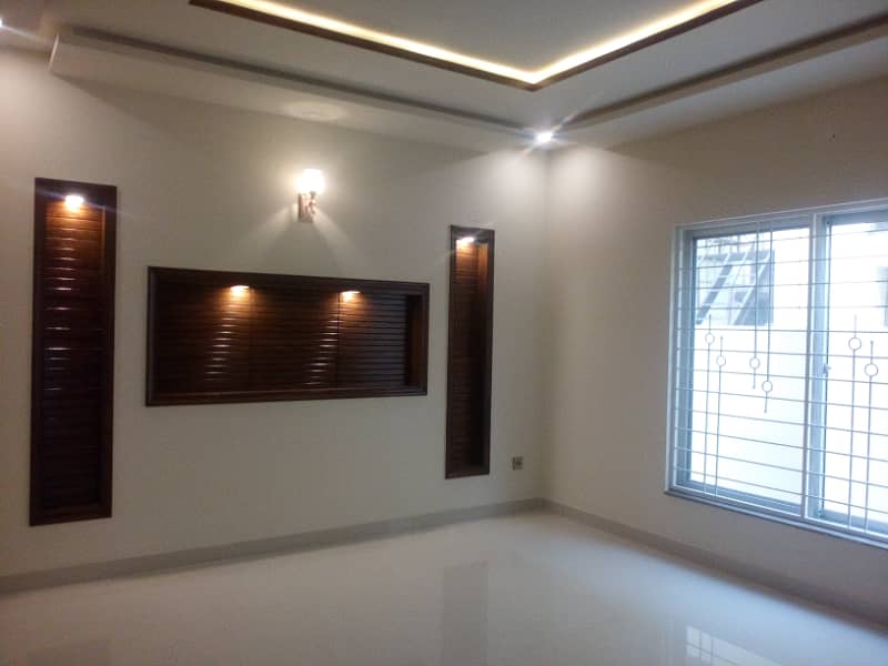 Like New 12 Marla Lower Portion & Basement For Rent In Janiper Block Sector C Bahria Town Lahore 14