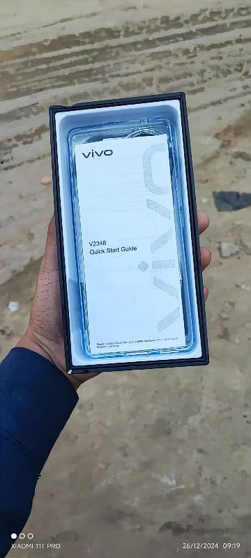 vivo v40 (03336978333) connect me 11