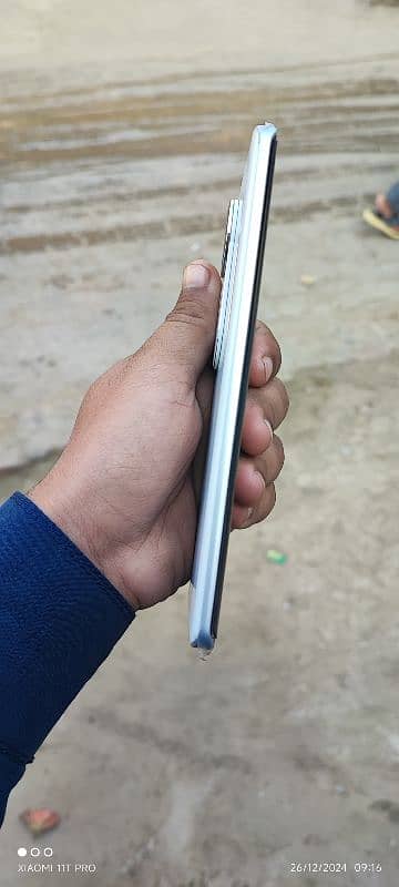 vivo v40 (03336978333) connect me 13