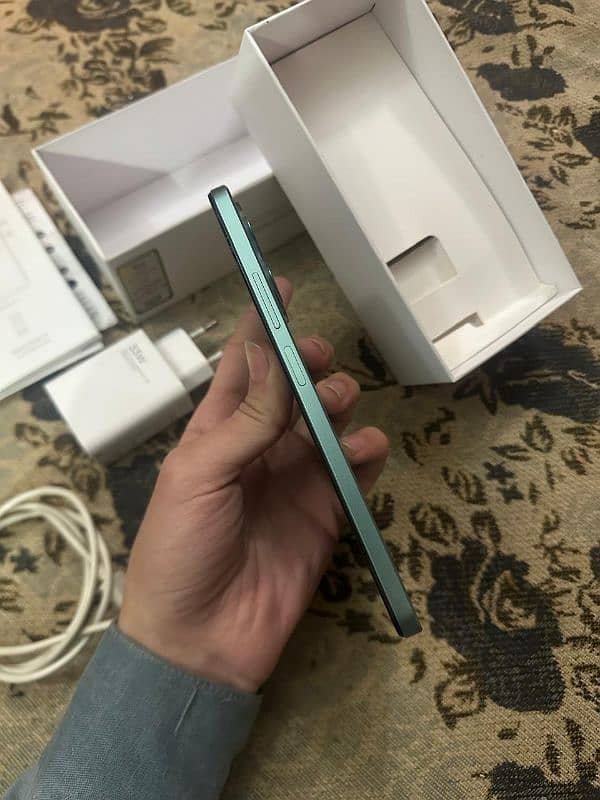 Redmi Note 12 Complete Box 4