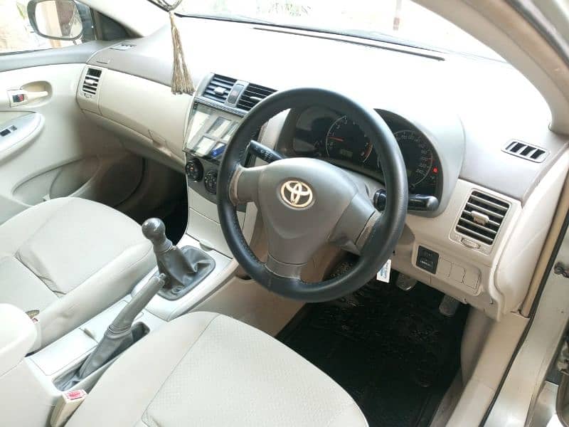 Toyota Corolla GLI 2009 Outclass Original Condition in DHA Karachi 2