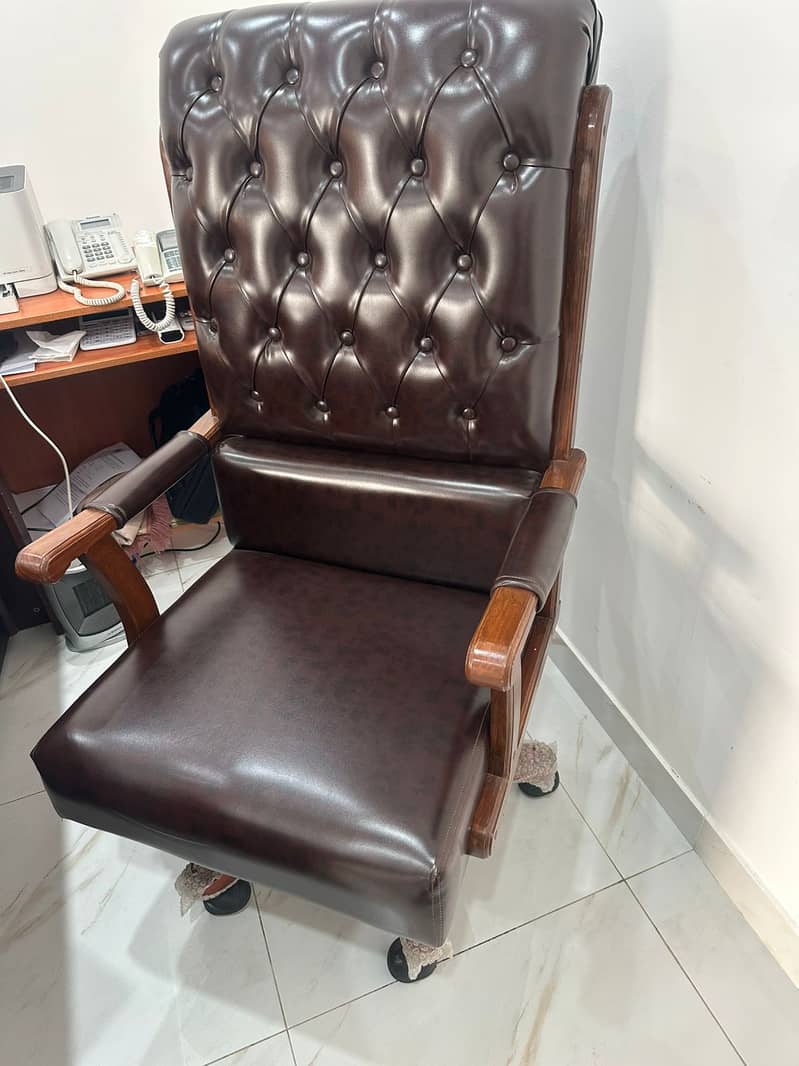 2 x Executive Chairs for sale 1