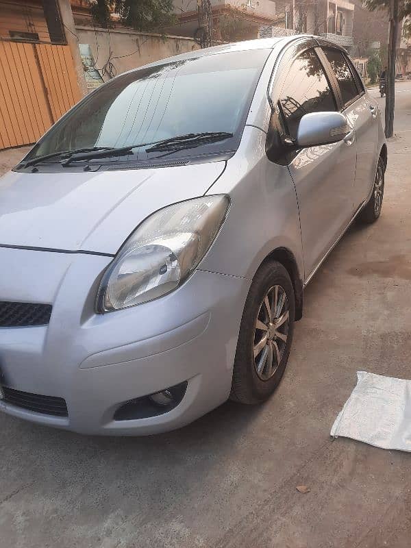 Toyota Vitz 2008 3