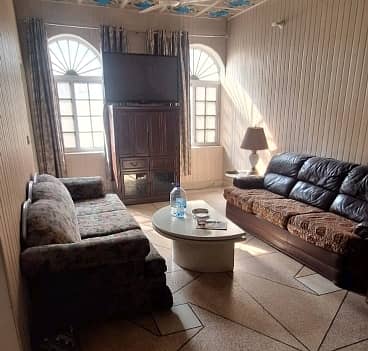 Furnished 10 Marla House Available In Allama Iqbal Town - Kamran Block For sale 1