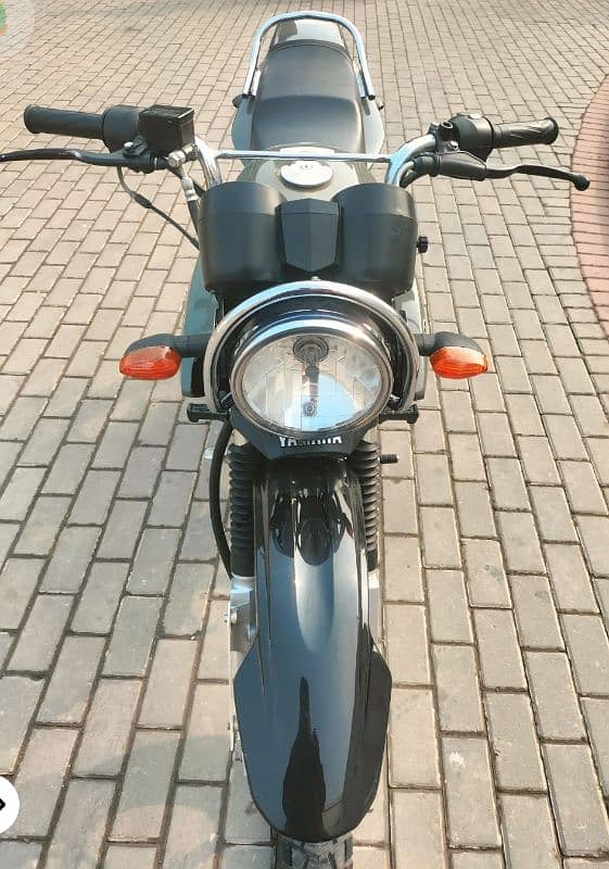 YAMAHA YBR125 G 4