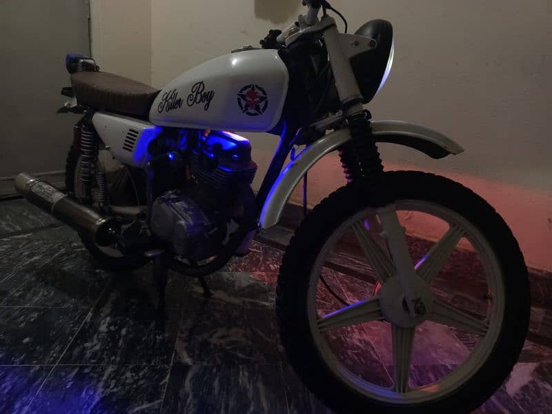 Honda CG 125 converted cafe racer 0