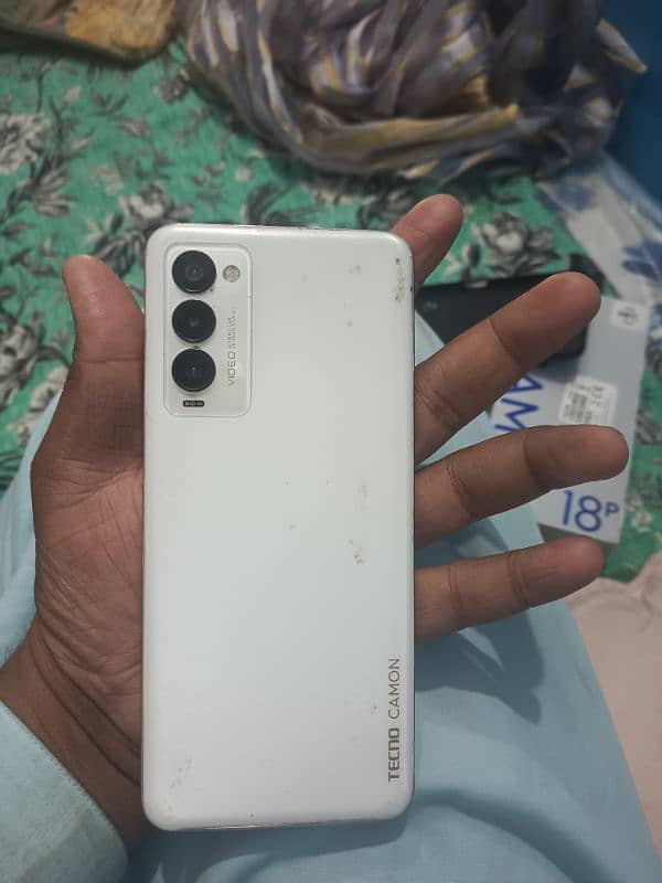 camon 18p 2