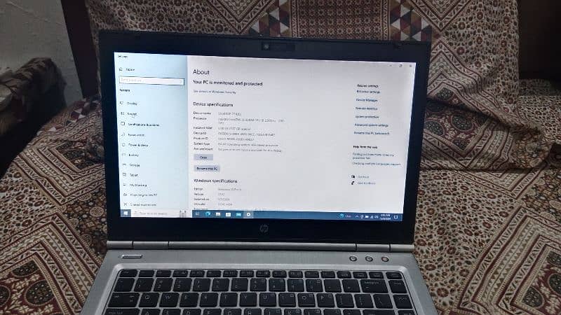 HP 8470 Laptop good condition 1