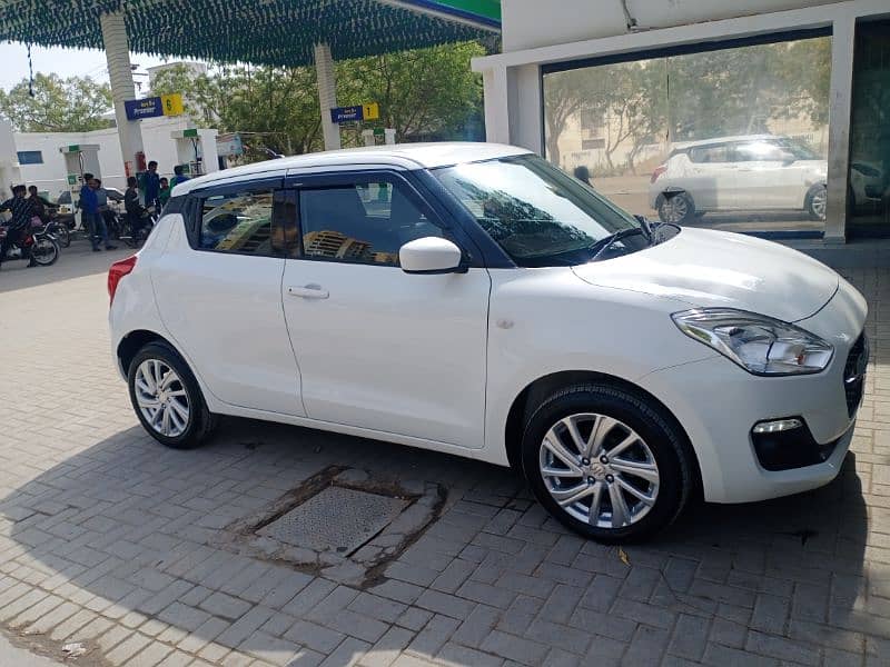 Suzuki Swift Gl cvt 2022 0