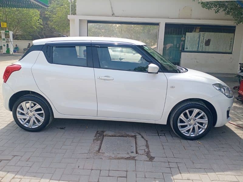 Suzuki Swift Gl cvt 2022 5