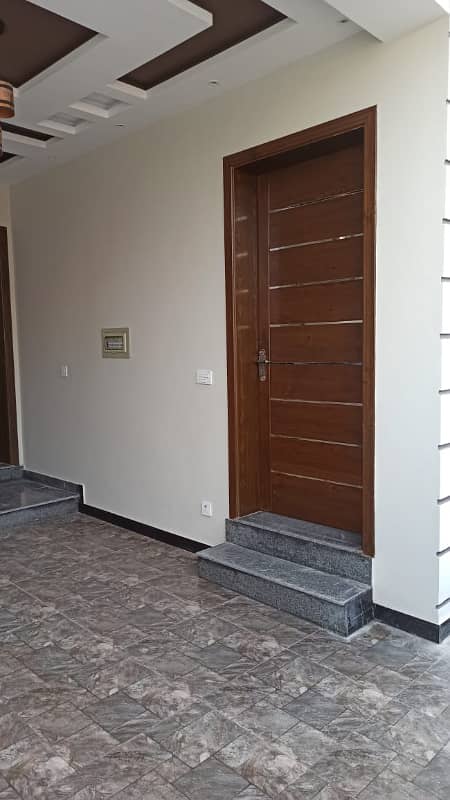 5 MARLA BRAND NEW HOUSE FOR SALE in FAISAL TOWN BLOCK C 3