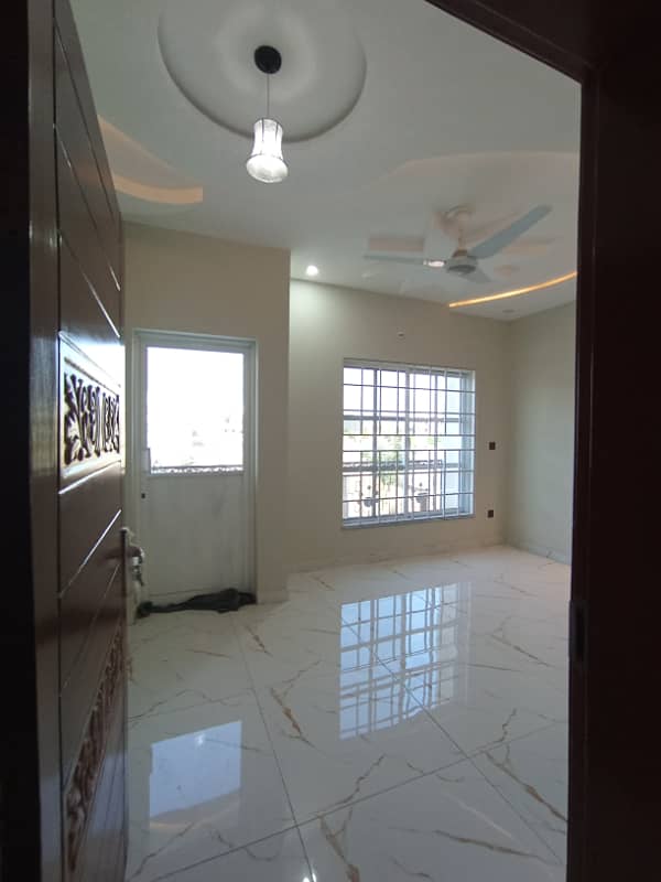 8 MARLA BRAND NEW HOUSE FOR SALE in FAISAL TOWN BLOCK A 17