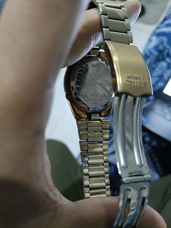 Seiko 5 Genuine 3