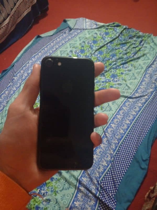 iphone 7nonpta condition 10/9 all ok 4