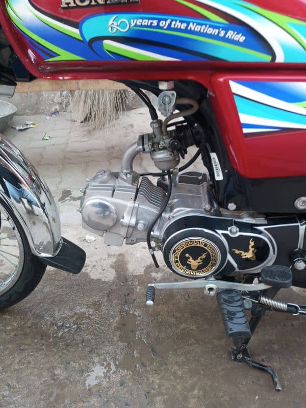 Honda 70 red colour for sale 3