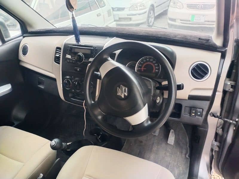 Suzuki Wagon R 2017 5