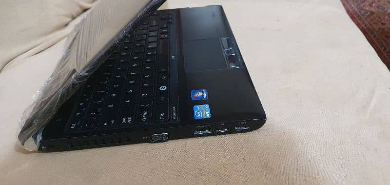 Toshiba Laptop core i5 (2nd Gen) 8/128 Gb (ssd) 3