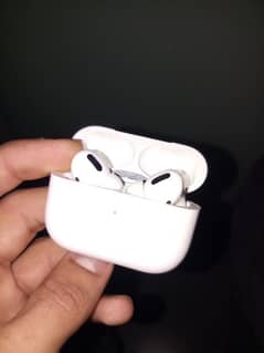 airpods urgent sale 1500