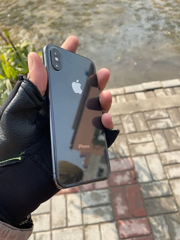 iphone xs 2