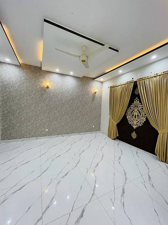 10 Marla Lower Portion Available For Rent In Gulbahar Block Bahria Town Lahore 3