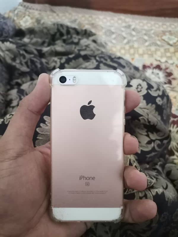 I Phone SE 2016 Model Fresh mobile With 100 % health & 64 GB Ram 1